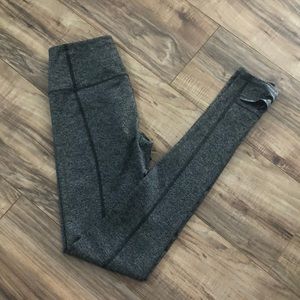 VS knockout leggings